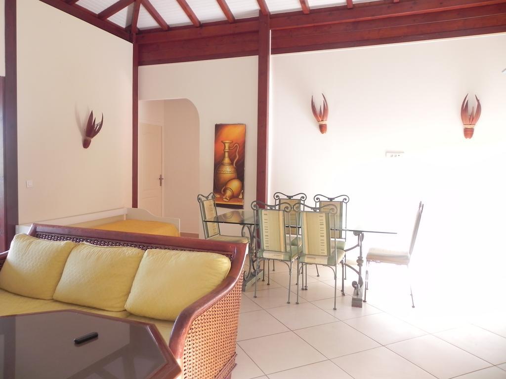 Villa Mielecajou, Entre Mer Et Montagne 德赛 外观 照片